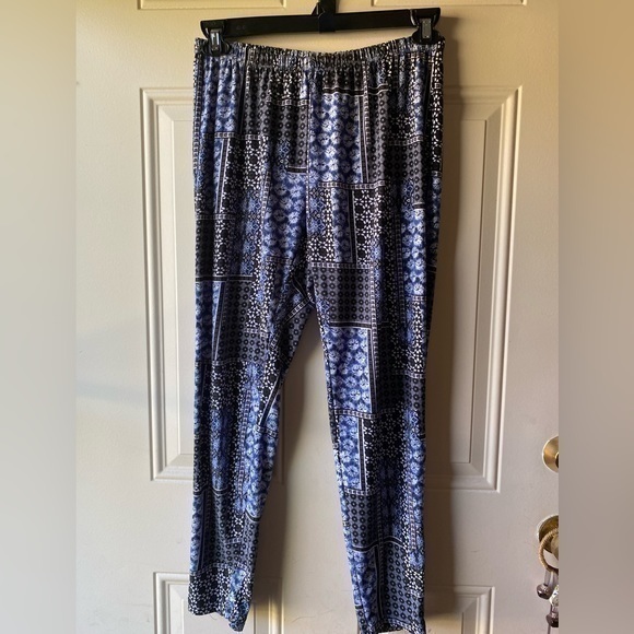 Bobbie Brooks Blue Patchwork Leggings - Picture 1 of 5